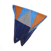 プリーツ加工幾何ブロック柄スカーフ 2021AW売れ筋トレンド新作