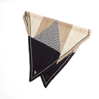 プリーツ加工幾何ブロック柄スカーフ 2021AW売れ筋トレンド新作