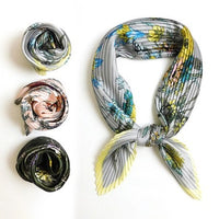 プリーツ加工ボタニカル柄スカーフ 2021AW売れ筋トレンド新作 薄手細幅