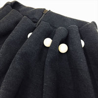 秋から春まで着られる!大人のほの甘かわいい衿元パールプルオーバー asone femme アズワンファム