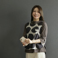 【春夏物】レディースベストショート丈大きめドット柄可愛い人気グレーブラックおしゃれおすすめ母の日プレゼント送料無料