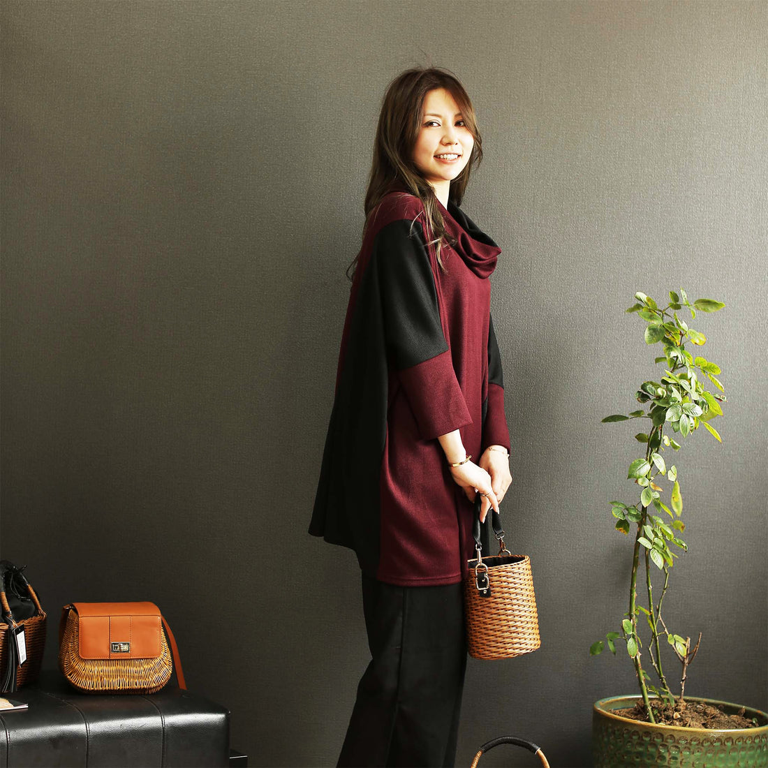 ビーズ糸スヌード付切り替えチューニック