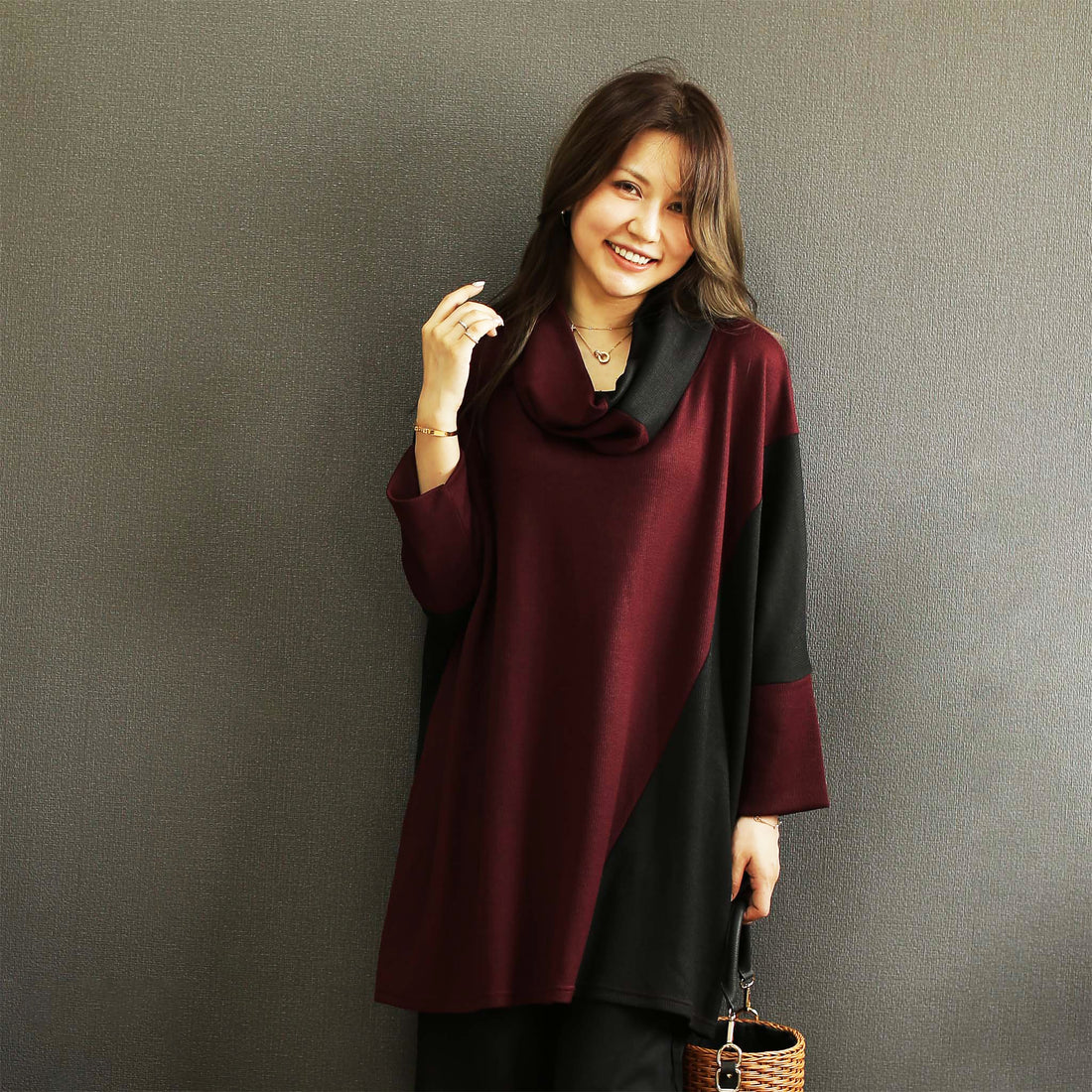 ビーズ糸スヌード付切り替えチューニック